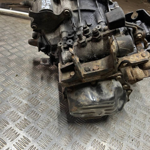 Коробка передач Toyota Avensis T25 (03-06) 2.0 D 303002D110