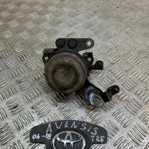 Подушка двигателя опора Toyota Avensis T25 (2003-2009) 1230527060 