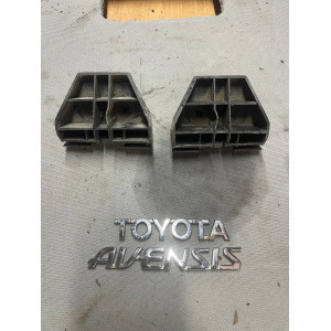 Кронштейн (направляющая) заднего бампера правый Toyota Avensis T25 (2003-2009) 5257505050