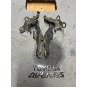 Петля капота права Toyota Avensis T25 (2003-2009) 5341005060