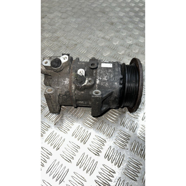 Компрессор кондиционера Toyota Avensis T25 (2003-2006) 2,0 4472209750