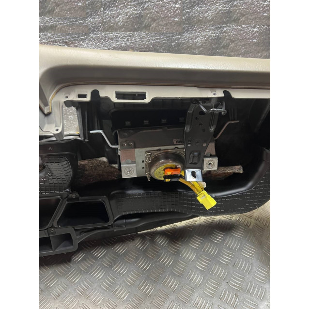 Торпедо накладка Toyota Camry 30 (2001-2006)+подушка 55401AA040E1 7396006090