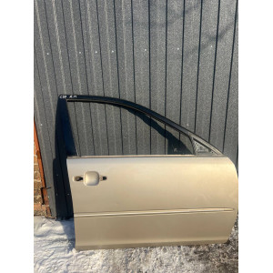Дверь передня права Toyota Camry 30 (01-06) 67001AA053