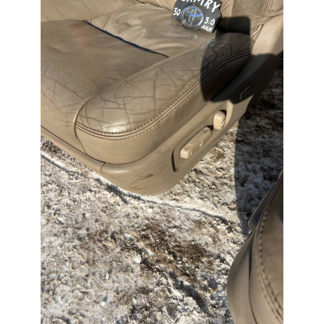 Сиденья Toyota Camry 30 (01-06) 