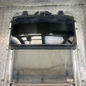 Люк Toyota Camry 30 (2001-2006) 63202AA030 63201AA020 63142AA020