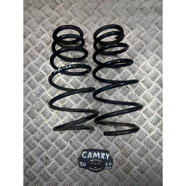 Пружина задняя Toyota Camry 30 (2001-2006) 4823133520 4823133510 4823133530 48231AA200
