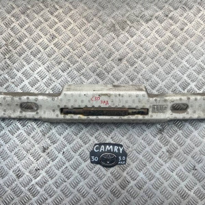 Абсорбер наполнитель бампера задний Toyota Camry 30 (2001-2006) 5261533080