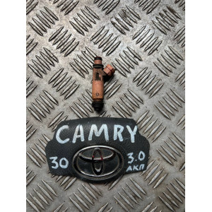 Форсунка топливная Toyota Camry 30 (2001-2006) 3,0 2320920030 2320920040 