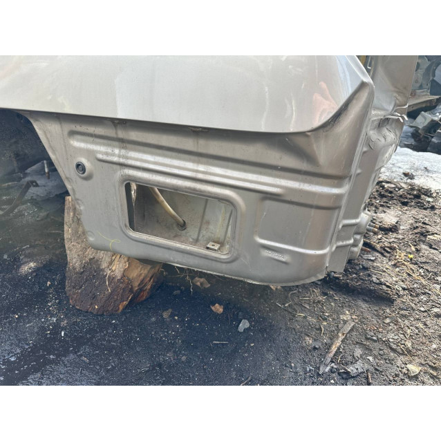 Крыло заднее левое четверть Toyota Camry 30 (2001-2006) 61612AA030