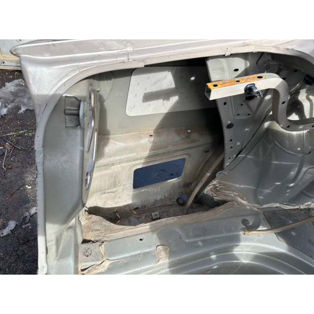 Крыло заднее левое четверть Toyota Camry 30 (2001-2006) 61612AA030
