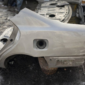 Крыло заднее левое четверть Toyota Camry 30 (2001-2006) 61612AA030
