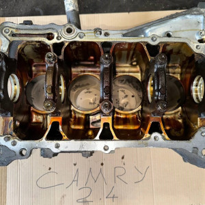 Блок цилиндров двигателя 2,4 Toyota Camry 30 40 (2001-2011) 2AZFE 1141029345