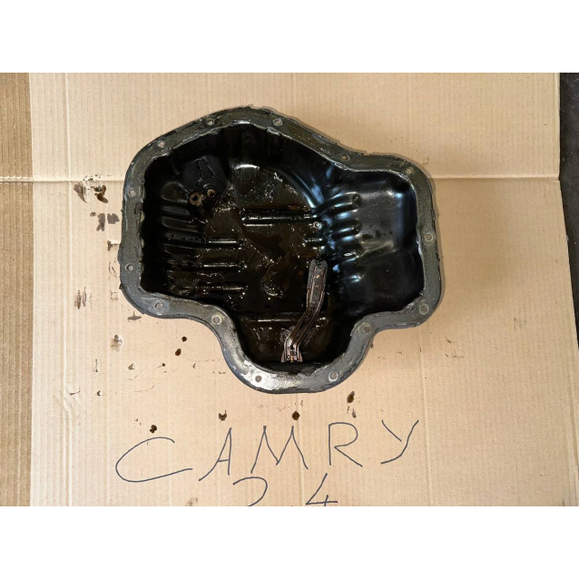 Поддон масляный картера двигателя Toyota Camry 30 40 (2001-2011) 2,4 1210128060