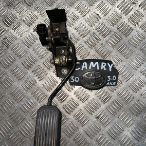 Педаль газа Toyota Camry 30 (2001-2006) 2,4 - 3,0 АКПП 7801033010