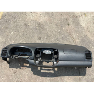 Торпедо накладка Toyota Camry 30 (2001-2006)+подушка 5540133110B0