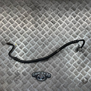 Трубка кондиционера Toyota Camry 30 (01-06) 2,4 8871106120	