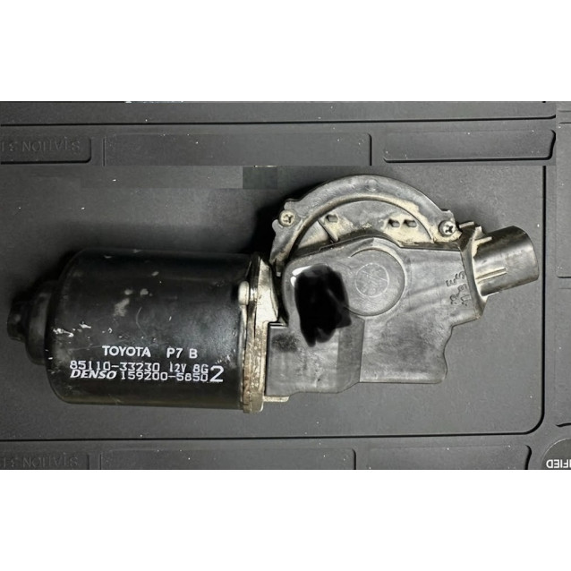 Моторчик стеклоочистителя передний Toyota Camry 30 (01-06) 8511033230