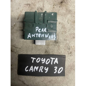 Блок Pеле антенны Toyota Camry 30 (2001-2006) 8591433020