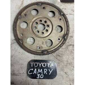 Маховик Toyota Camry 30 (2001-2006) 2,4 АКПП 3210106030