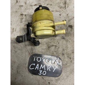 Бачок ГУР Toyota Camry 30 (2001-2006) 4436033040