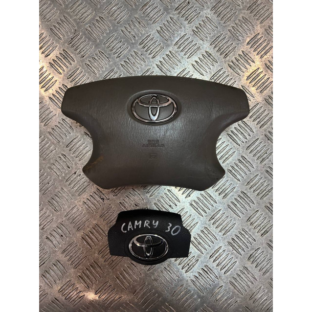 Подушка безпеки кермо Toyota Camry 30 (2001-2006) 45130-33310B1