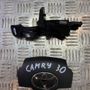 Ручка крышки багажника Toyota Camry 30 (2001-2006)
