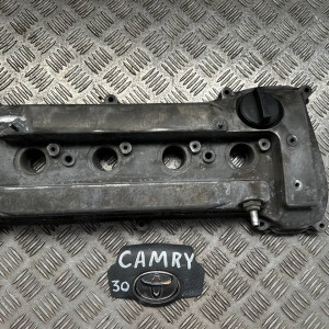 Крышка клапанная 2,4 EU Toyota Camry 30 (2006-2011) 112010H011