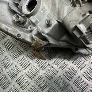 Фара левая Toyota Camry 40 (2006-2011) 8115006201 *дефект крепления