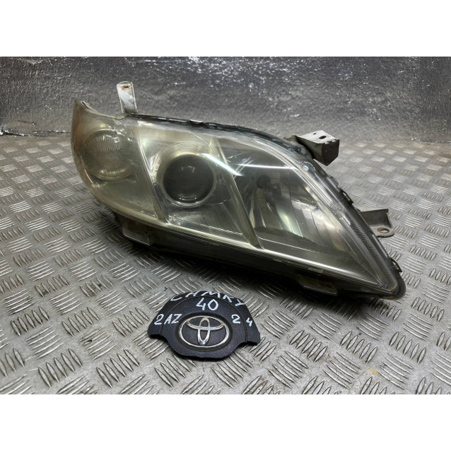 Фара правая Toyota Camry 40 (2006-2011) 8111006201