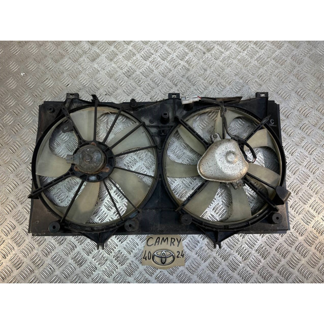 Диффузор с вентилятором радиатора Toyota Camry 40 (2006-2011) 2,4 167110H090 1671128300
