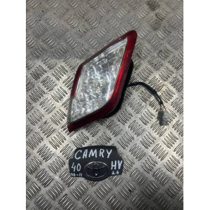 Фонарь внутренний правый Toyota Camry 40 (2006-2011) 8158133140