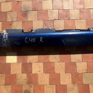 Накладка порога права Toyota Camry 40 (06-11) 7585033030J1