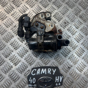 Помпа охлаждения Toyota Camry 40 (2006-2011) 0641001110