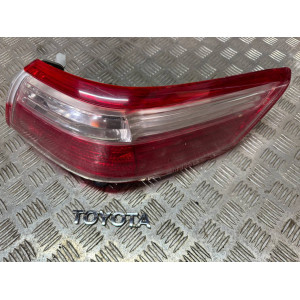 Фонарь правый Toyota Camry 40 (2006-2011) 8155006240