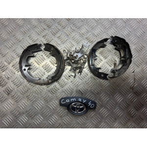 Колодки ручника тормозные Toyota Camry 40 (2006-2011) 4655006020 / 4654020050