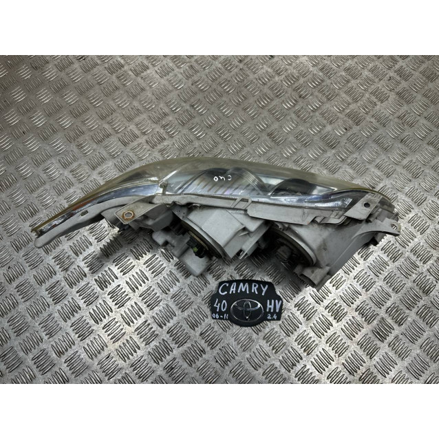 Фара левая Toyota Camry 40 (2006-2011) 8117033661 8117033662