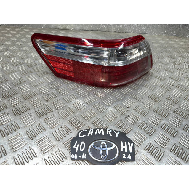 Фонарь левый Toyota Camry 40 (06-11) 8156133490