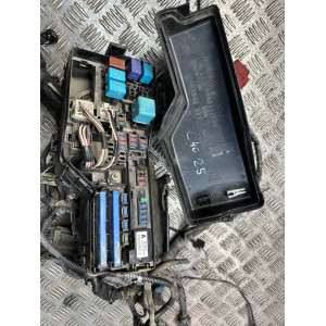 Блок предохранителей Toyota Camry 40 (2006-2011) 2,4-2.5 8272006091