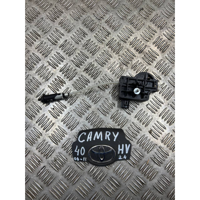 Замок лючка бензобака Toyota Camry 40 (2006-2011) 7703033061