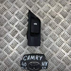 Кнопка открывания багажника Toyota Camry 40 (2006-2011) 6460606020