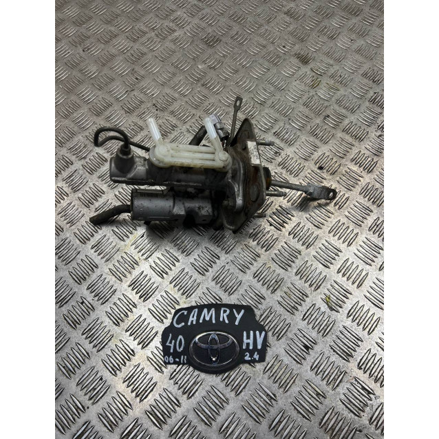 Цилиндр тормозной главный Toyota Camry 40 (06-11) 4720133510