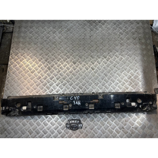 Усилитель Абсорбер бампера заднего Toyota Camry 40 (2009-2011) 5261506040 5217133130