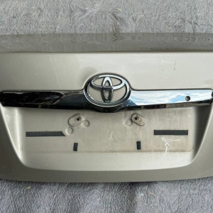 Крышка багажника Toyota Camry 40 (2006-2011) 6440133400