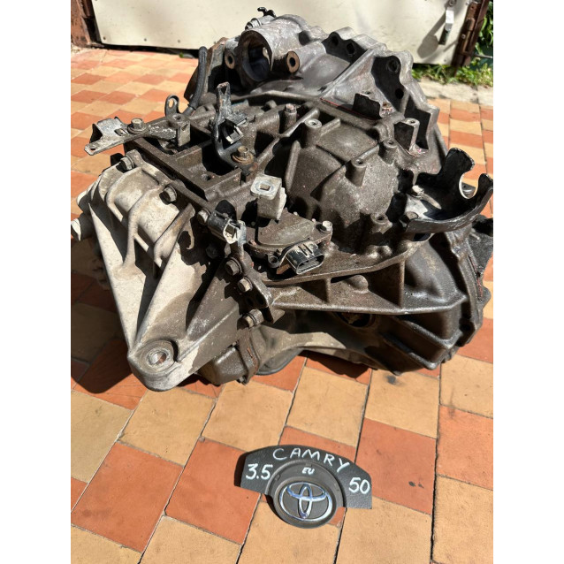 Коробка передач Toyota Camry 50 (2011-2014) АКПП 3050033641 3050033640