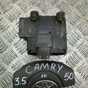 Блок управления АКПП Toyota Camry 50 (2011-2014) 8953033250