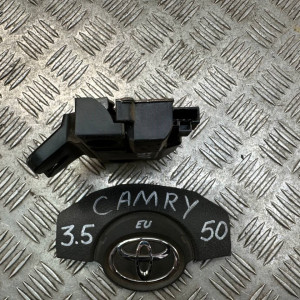 Замок багажника Toyota Camry 50 (2011-2014) 6460033160