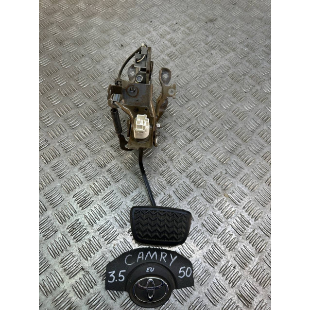Педаль тормоза Toyota Camry 50 (2011-2014) 4711033431