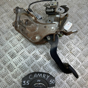 Педаль тормоза Toyota Camry 50 (2011-2014) 4711033431