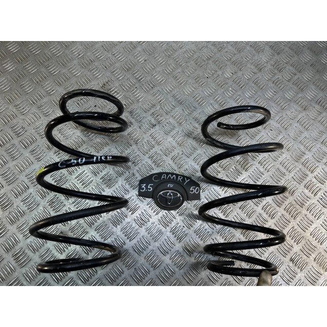 Пружина передняя Toyota Camry 50 (2011-2014) 4813133B90
