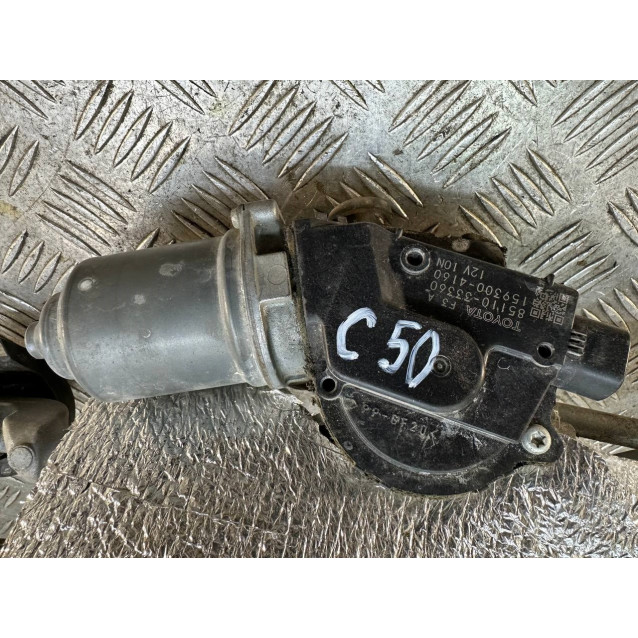 Моторчик стеклоочистителя передний Toyota Camry 50 (2011-2014) 8511033420